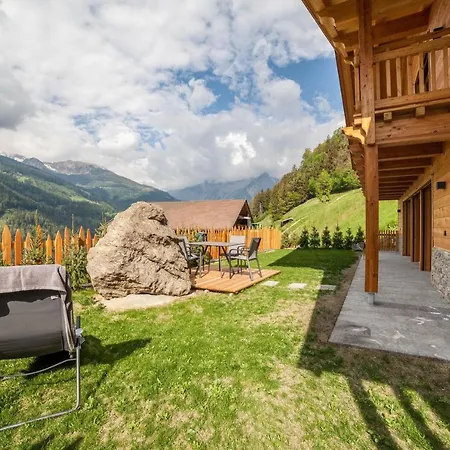 Chalet Bergchalet Heidi Und Peter San Leonardo in Passiria